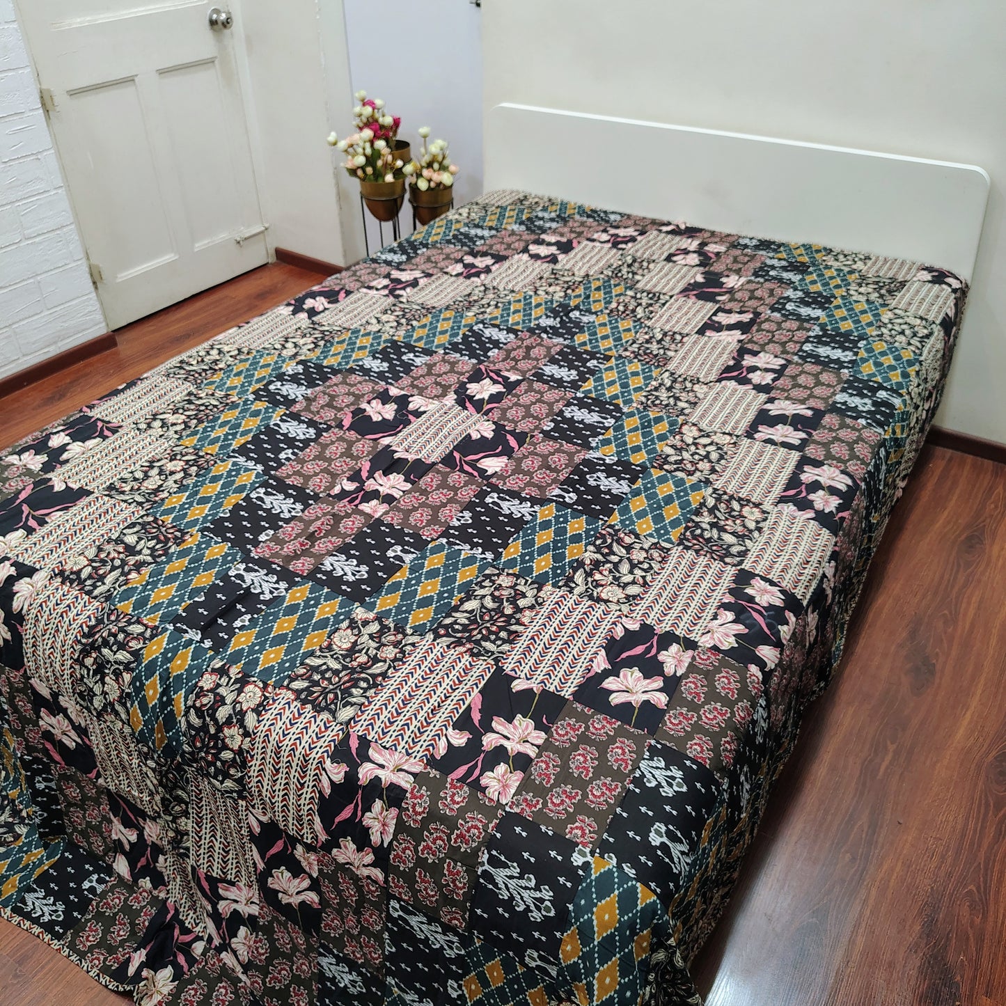 Black Patchwork Dohar