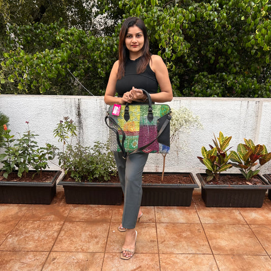Smart and Sleek Green Laptop Bag
