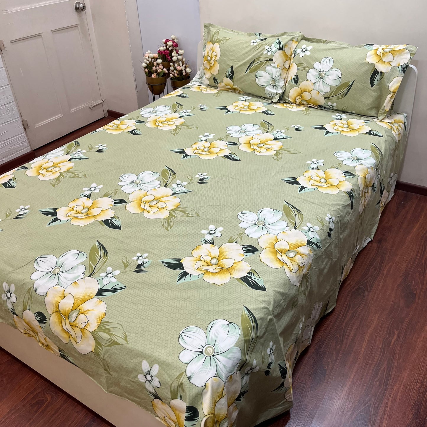 Floral Print Pista Bedsheet