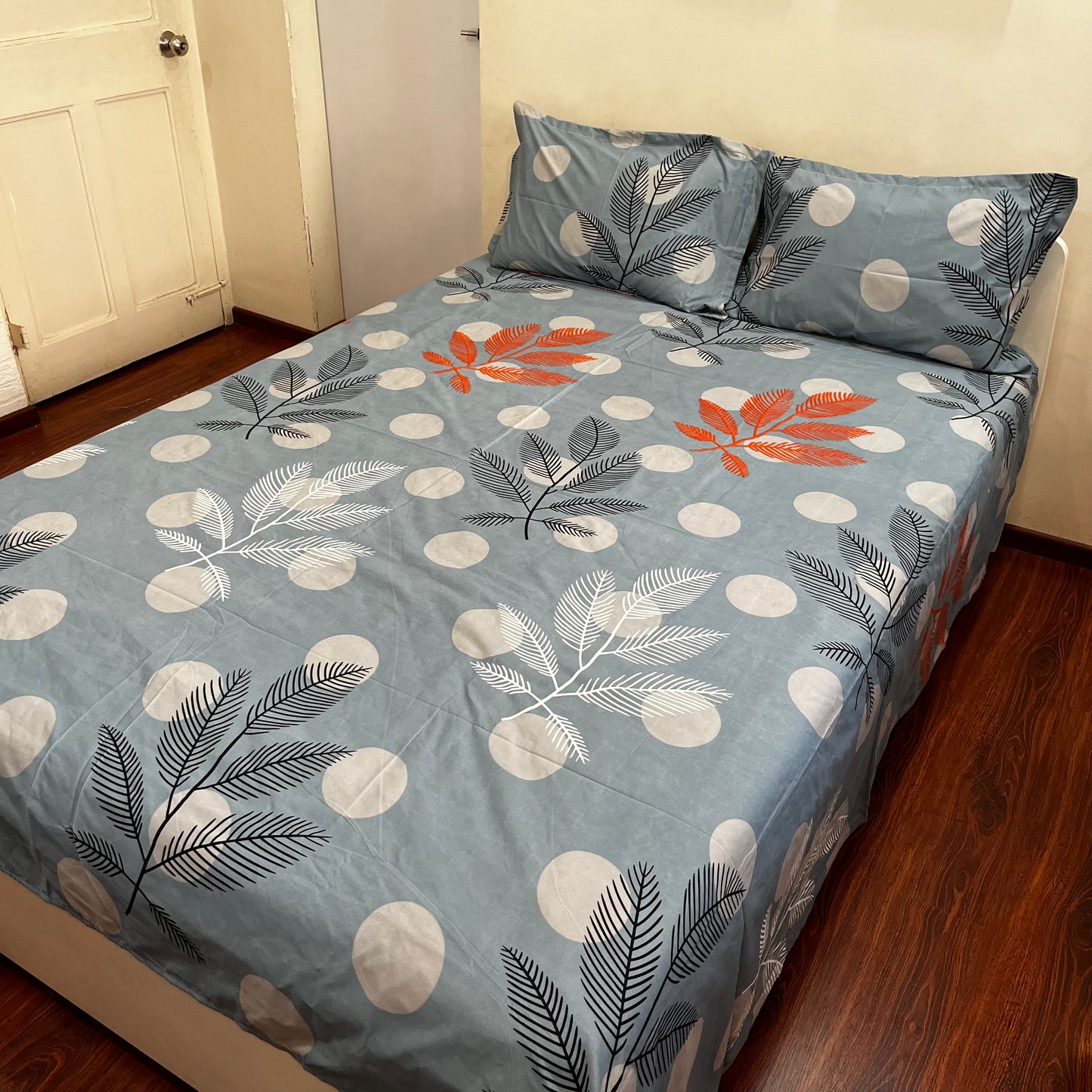 Grey Leaves Printed Bedsheet