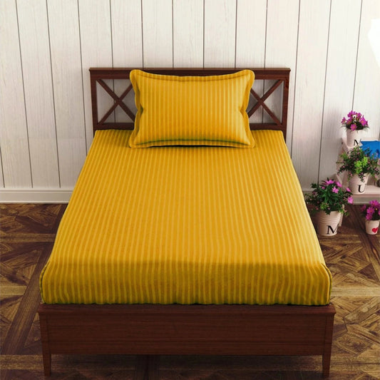 Bold and Simple Ochre Color Bedsheet